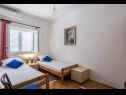 Apartments Marinka - with backyard; A1(4), A2(4) Zadar - Zadar riviera  - Apartment - A1(4): bedroom