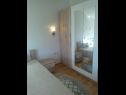 Apartments Marinka - with backyard; A1(4), A2(4) Zadar - Zadar riviera  - Apartment - A2(4): bedroom