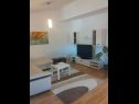 Apartments Marinka - with backyard; A1(4), A2(4) Zadar - Zadar riviera  - Apartment - A2(4): living room