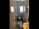 Holiday home Franny - comfortable: H(6+1) Zadar - Zadar riviera  - Croatia - H(6+1): bathroom with toilet