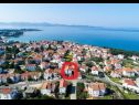 Apartments Ivan Z2 - 250 m from beach: A2(4) Zadar - Zadar riviera  - house