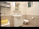Apartments Eddie - great location & comfor: A1(4+1), A2(4+1), A3(4+1), A4(4+1) Zadar - Zadar riviera  - Apartment - A3(4+1): bathroom with toilet