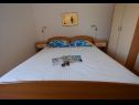 Apartments Ankica - 150 m from beach: A1(2+2), A2(5), A3(4+1), A4(2+2) Zadar - Zadar riviera  - Apartment - A3(4+1): bedroom