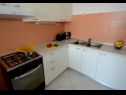 Apartments Ankica - 150 m from beach: A1(2+2), A2(5), A3(4+1), A4(2+2) Zadar - Zadar riviera  - Apartment - A3(4+1): kitchen