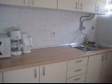 Apartments Ivan - with large terrace : A1(6) Zadar - Zadar riviera  - Apartment - A1(6): kitchen