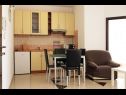 Apartments Eddie - great location & comfor: A1(4+1), A2(4+1), A3(4+1), A4(4+1) Zadar - Zadar riviera  - Apartment - A3(4+1): kitchen and dining room