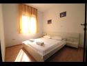 Apartments Eddie - great location & comfor: A1(4+1), A2(4+1), A3(4+1), A4(4+1) Zadar - Zadar riviera  - Apartment - A1(4+1): bedroom