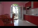Apartments Ivo - family friendly: A1 Crveni (2+2), A2 Plavi (2+2), A3 Bez (2+2) Zaton (Zadar) - Zadar riviera  - Apartment - A1 Crveni (2+2): kitchen and dining room