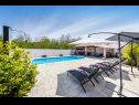 Holiday home Luxury Villa with pool H(10) Zaton (Zadar) - Zadar riviera  - Croatia - swimming pool