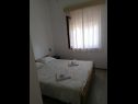 Apartments Mari - close to the sea & parking: A1(4+2), A2(2+2), A3(4+2) Zaton (Zadar) - Zadar riviera  - Apartment - A2(2+2): bedroom