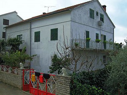 Apartments Jadra - with terrace : A1(4+1) Biograd - Riviera Biograd 