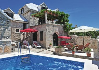 Holiday home Mari 1 - with pool: H(6+1) Donji Humac - Island Brac  - Croatia