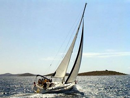Sailing boat - Bavaria 44 (code:WPO32) - Pula - Istria  - Croatia