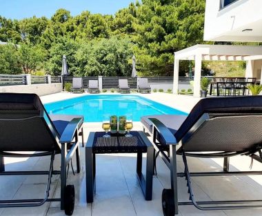 Apartments Villa Esse - heated pool & seaview: A1(2+2), A2(4+2), A3(2+2), A4(4+2), A5(2+2) Baska Voda - Riviera Makarska 