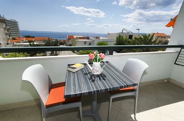 Apartments Gianni - modern & great location: SA1(2), A2(2+2), A3(2+2) Makarska - Riviera Makarska 
