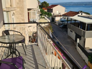 Apartments Aurel - sea view: A1(4+1) Omis - Riviera Omis 
