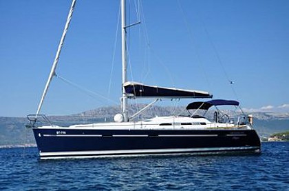 Sailing boat - Beneteau Oceanis 393 (code:NAA 11) - Kastel Gomilica - Riviera Split  - Croatia