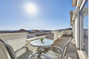 Apartments Sina - modern and comfortable: A1(4+2) Trogir - Riviera Trogir 