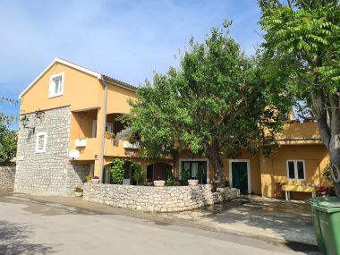 Apartments Stosa - with parking : A1(2+1), A2(2+1), A3(3+3) Nin - Zadar riviera 