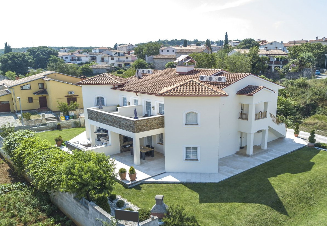 Apartments Martin - modern: A2(4), A3(4), A4(4) Rovinjsko Selo (Rovinj) - Istria 