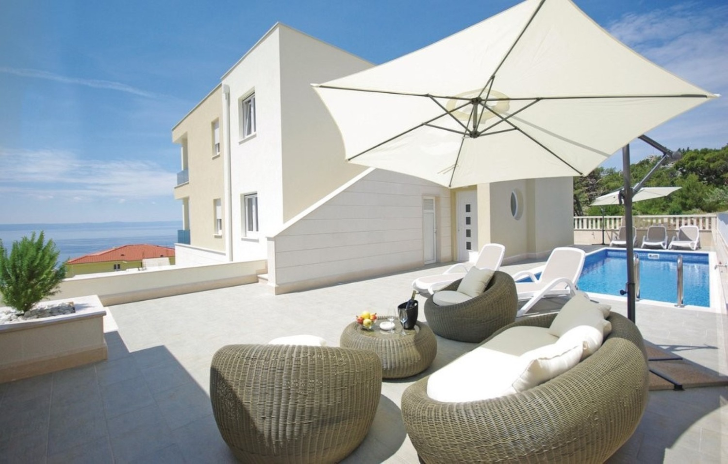 Apartments Luxury - heated pool, sauna and gym: A1(2), A2(2), A3(4), A4(2), A5(4), A6(2) Makarska - Riviera Makarska 