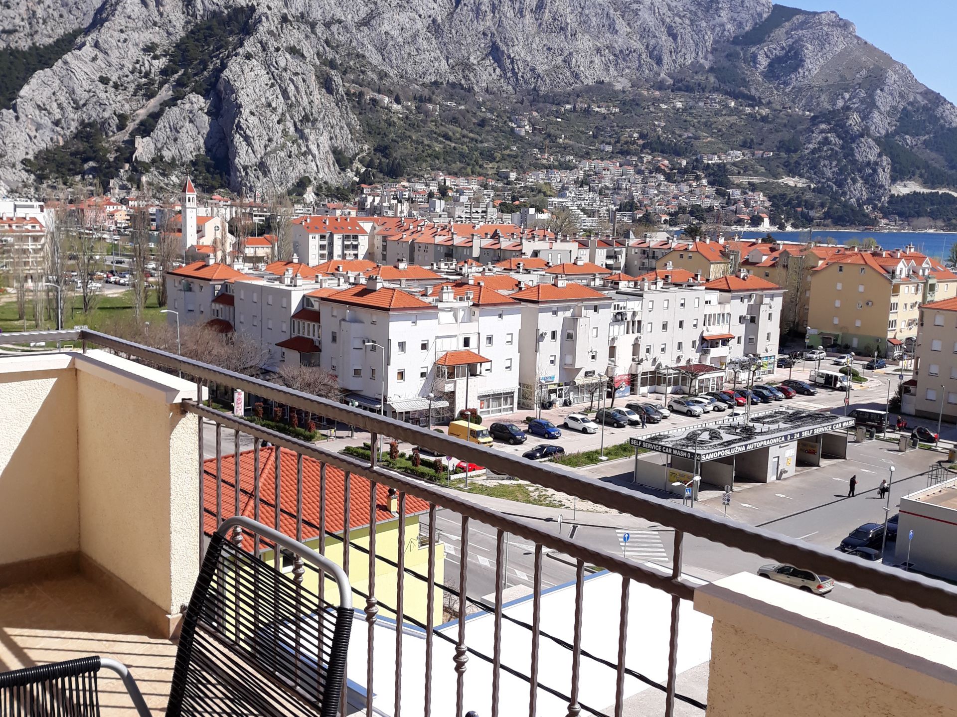 Apartments Zdravko - with parking : A1(4+1) Omis - Riviera Omis 