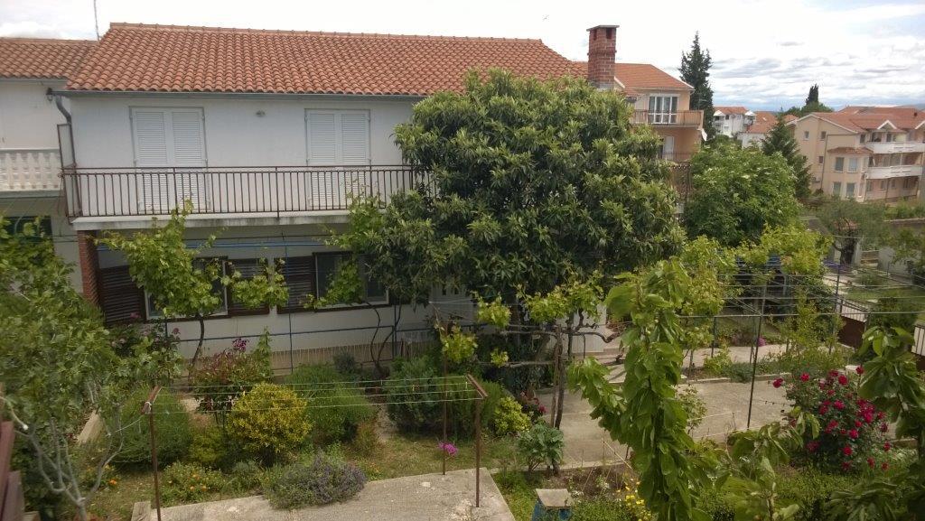 Apartments BIR - with balcony and parking space: A1(2+1), A2(4) Vodice - Riviera Sibenik 