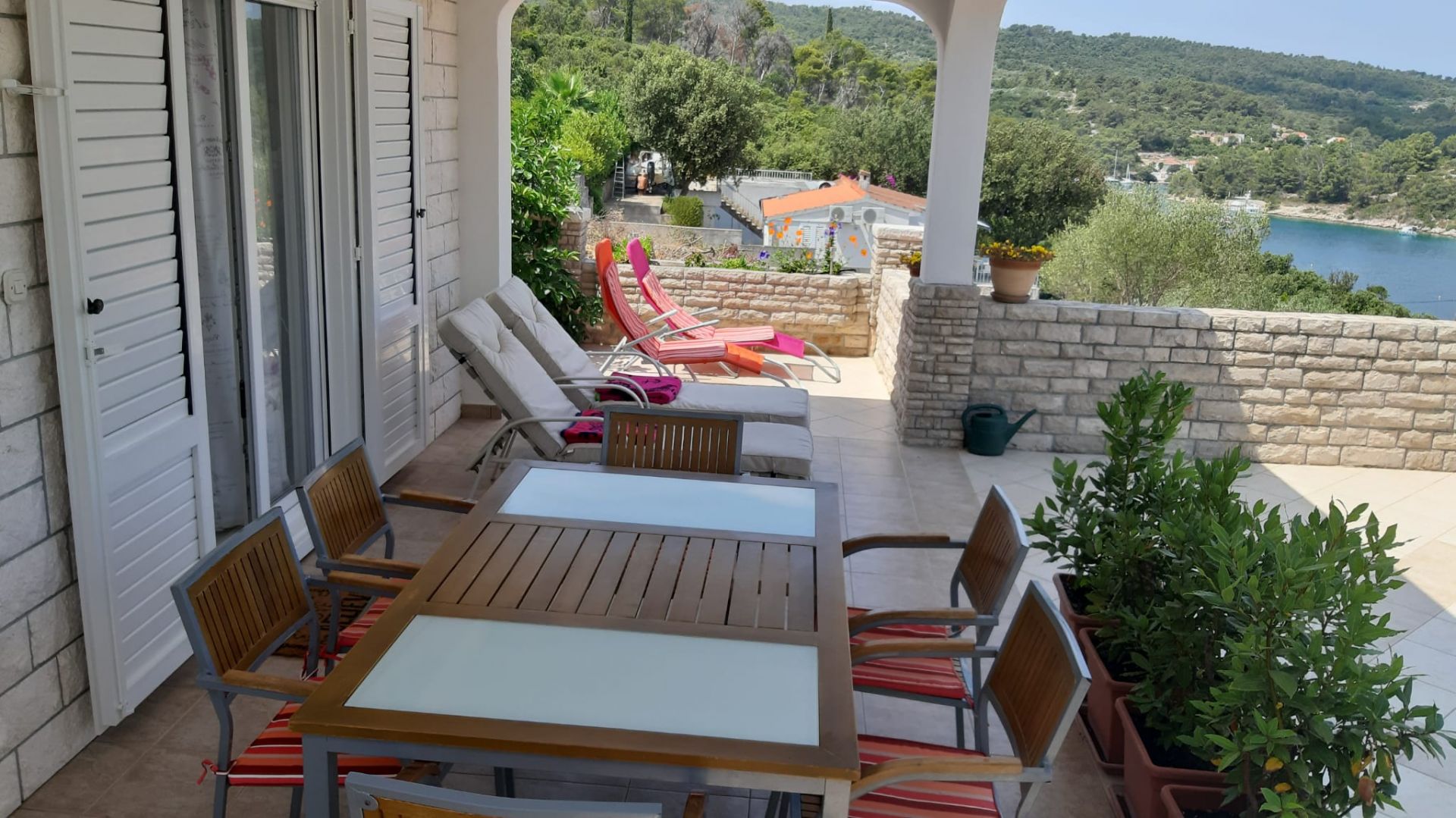 Holiday home More - with large terrace : H(4+1) Necujam - Island Solta  - Croatia