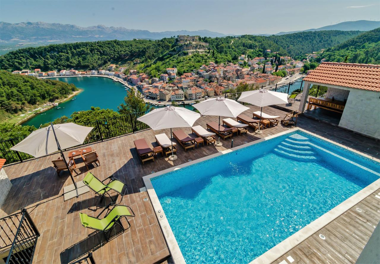 Apartments Luce - pool and view: A1(6+2) Novigrad - Zadar riviera 